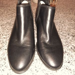 Michael Kors, sz 6, black ankle boots